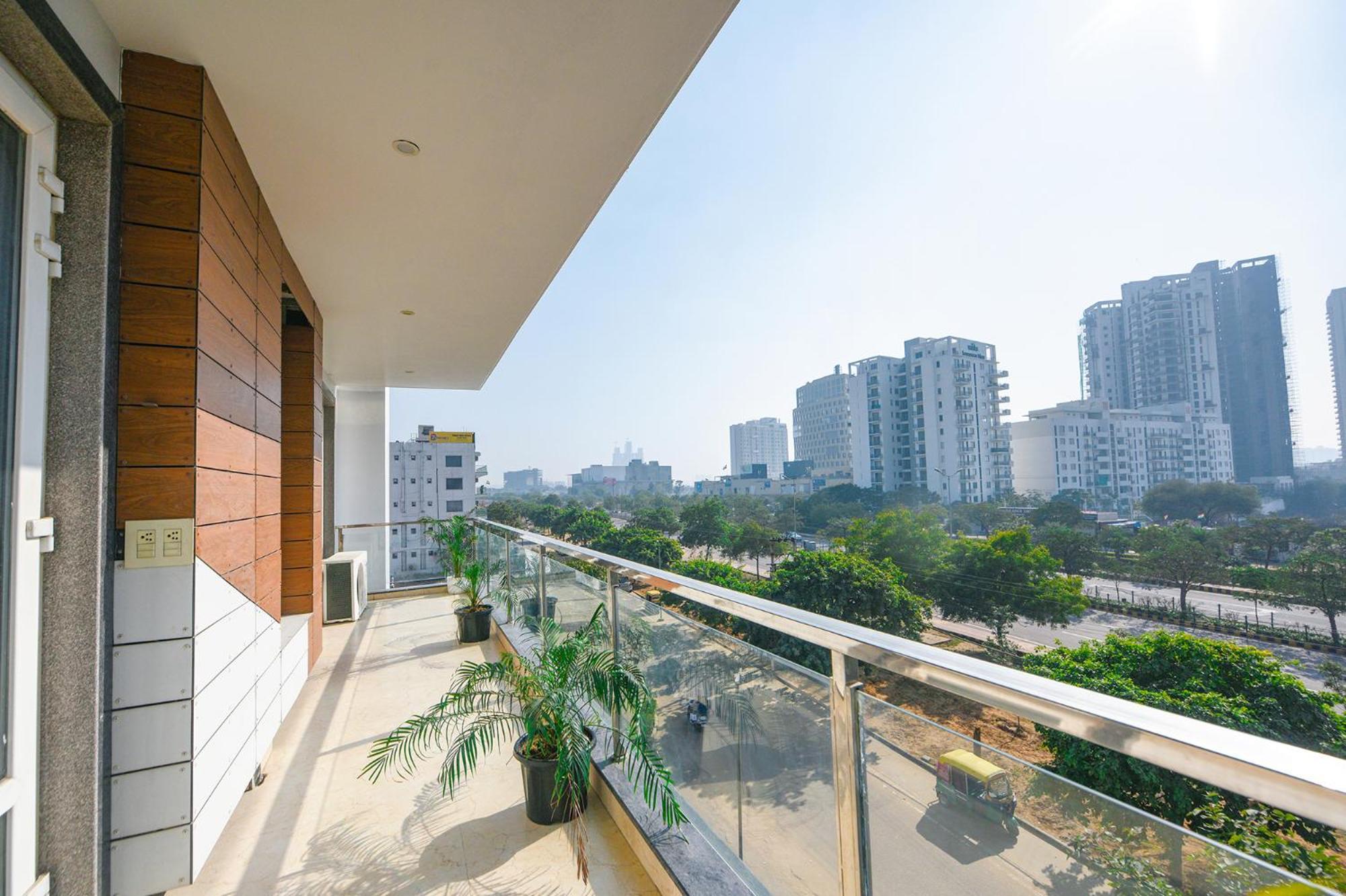 Fabhotel Ar Suites Гургаон Экстерьер фото